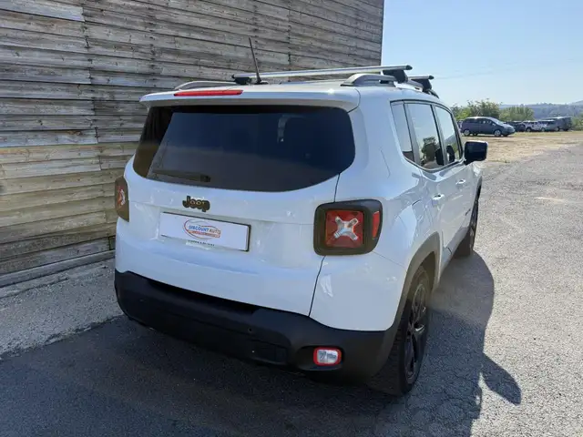 Jeep Renegade view 7