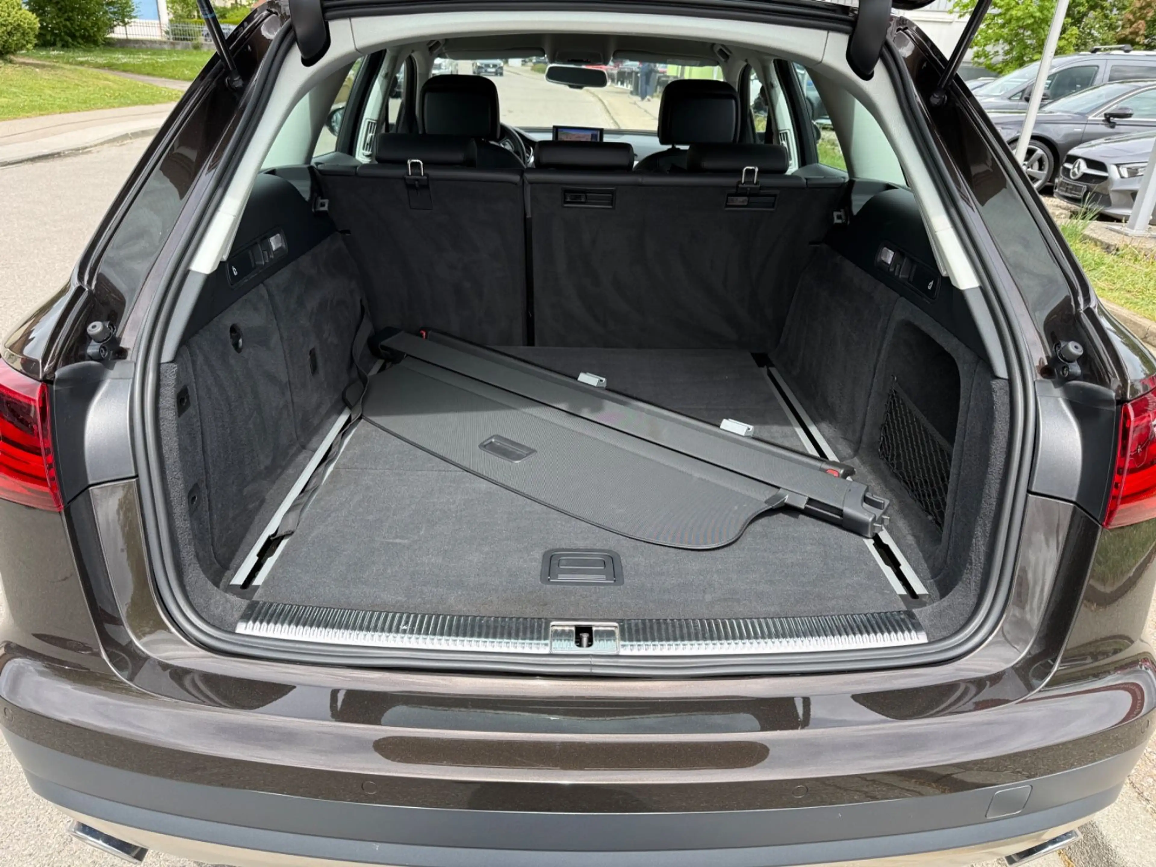 Audi A6 allroad quattro 3.0 TDI*KAMERA — photo 14