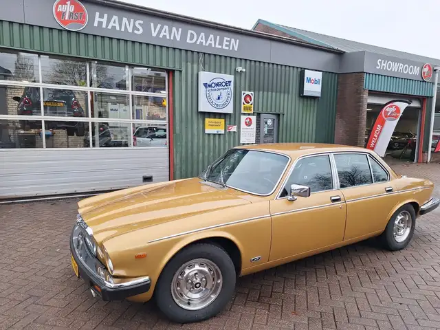 Jaguar XJ 5.3 V12 de Luxe LWB
