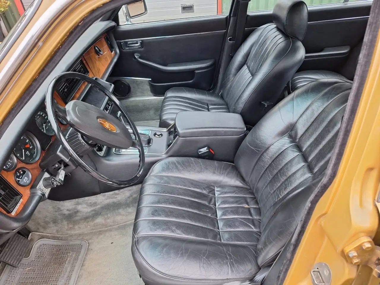 Jaguar XJ 5.3 V12 de Luxe LWB, foto 11