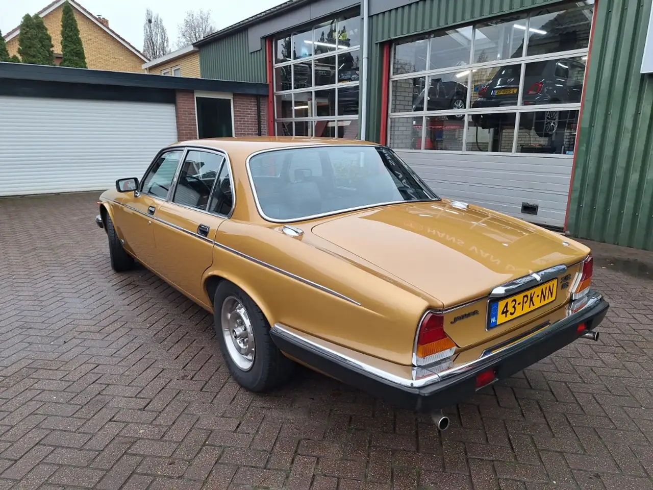 Jaguar XJ 5.3 V12 de Luxe LWB, foto 7