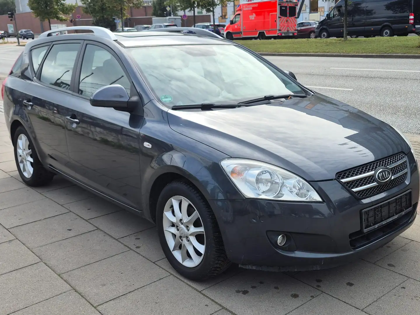 Kia Ceed SW / cee'd SW EX Grau - 1