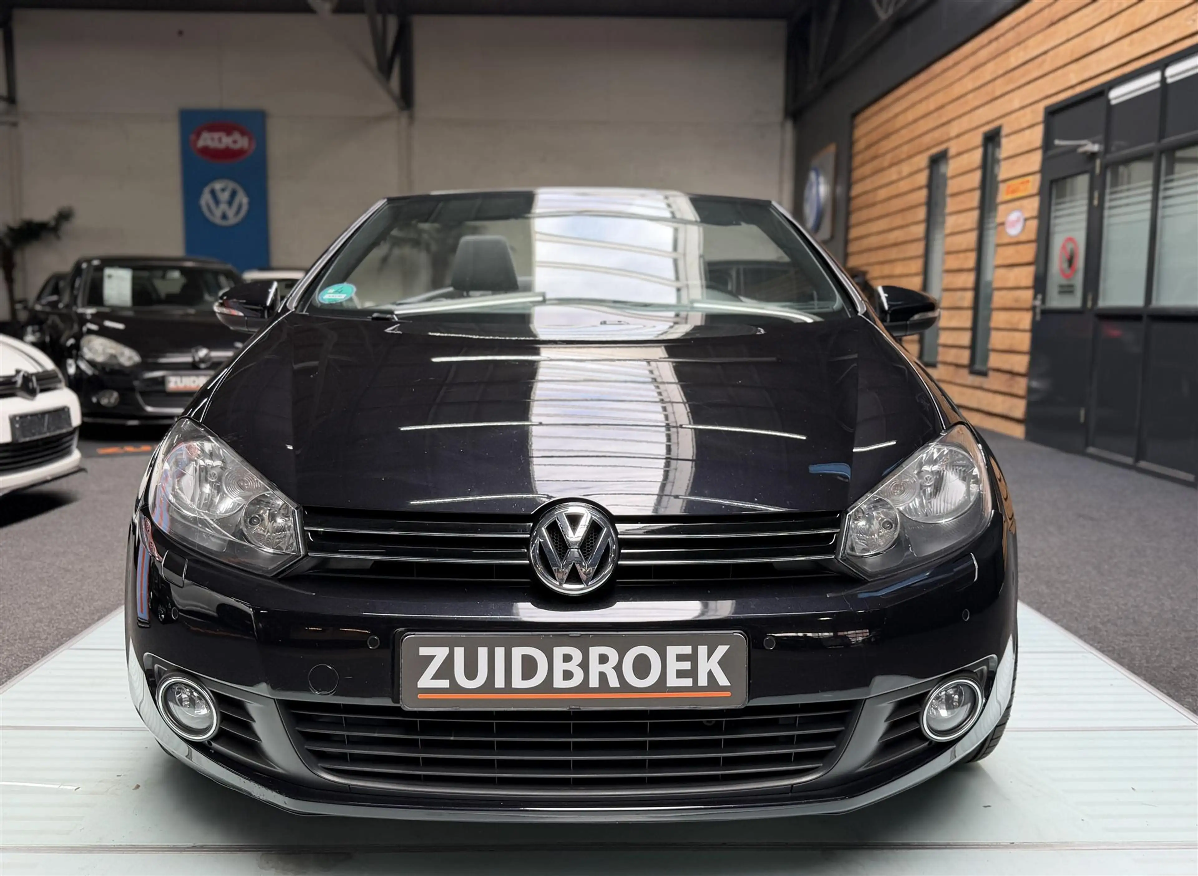 Volkswagen Golf Cabriolet 1.2 Cabrio! Cruise! Clima! — photo 4