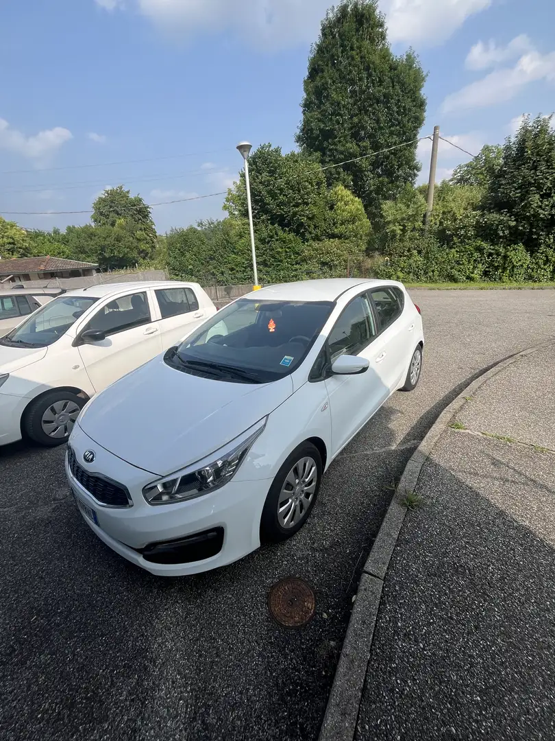 Kia Ceed / cee'd 1.6 gdi Cool - 1