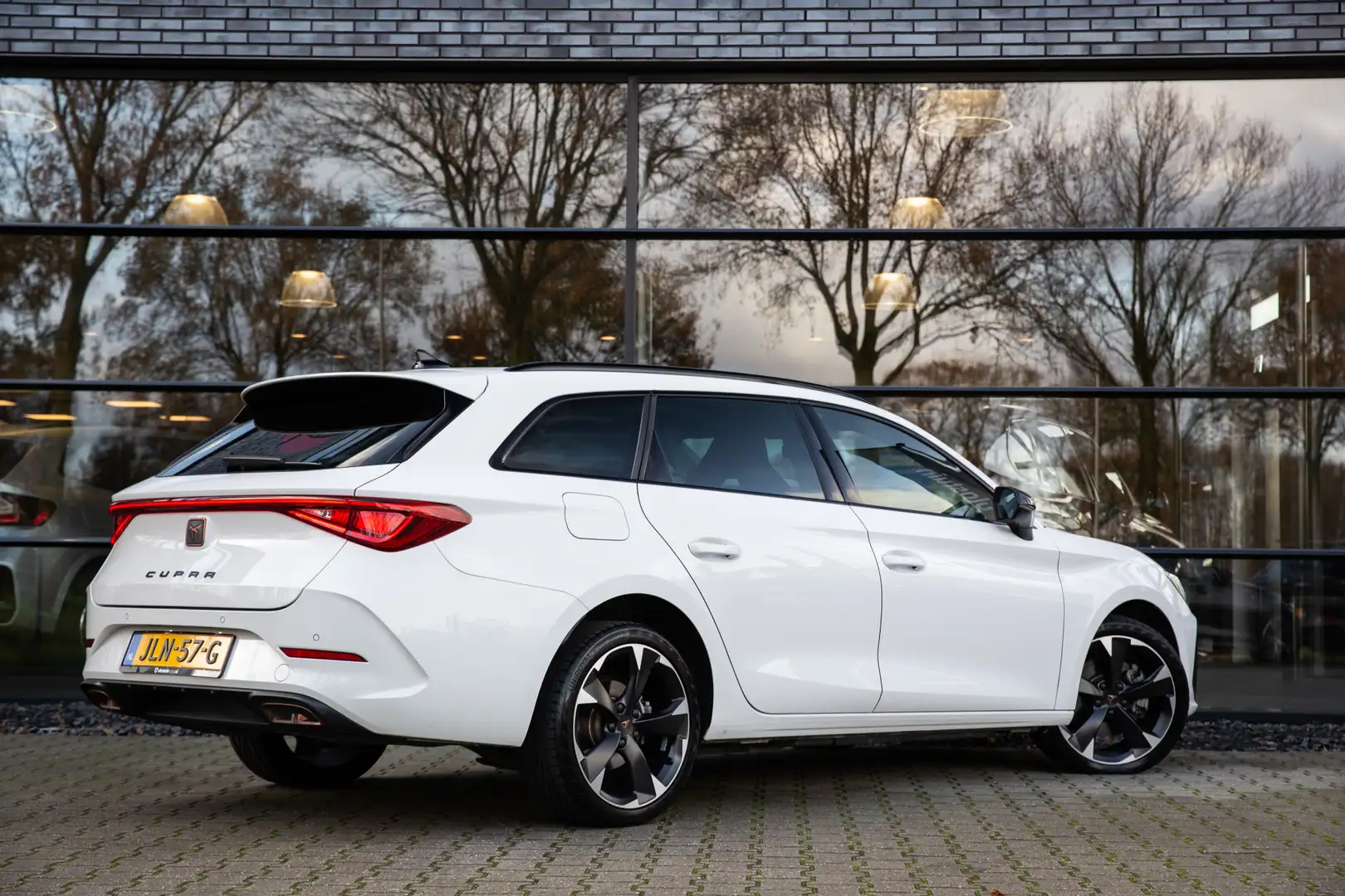 CUPRA Leon Sportstourer 1.4 e-Hybrid VZ Business , Stuurverwa Blanc - 2