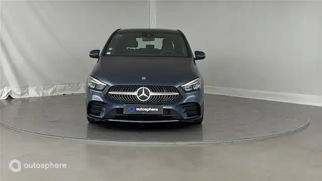 Mercedes-Benz B-Class view 2