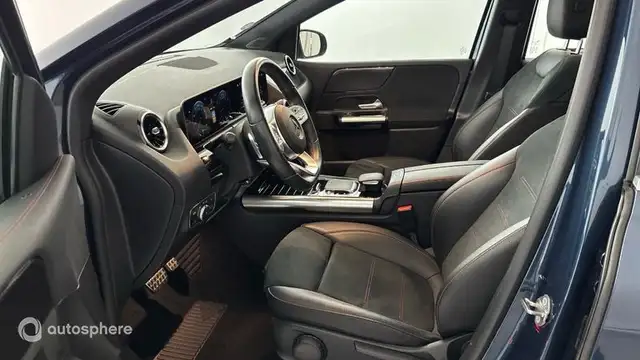 Mercedes-Benz B-Class view 12