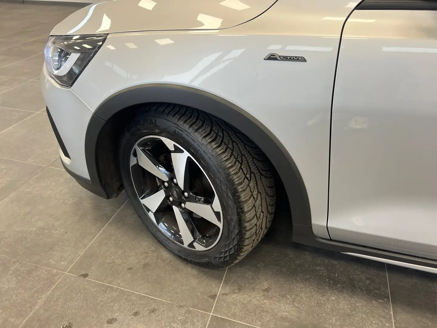 Ford Focus Focus 1.5 EcoBlue 115 CV automatico SW Active Zilver - 2