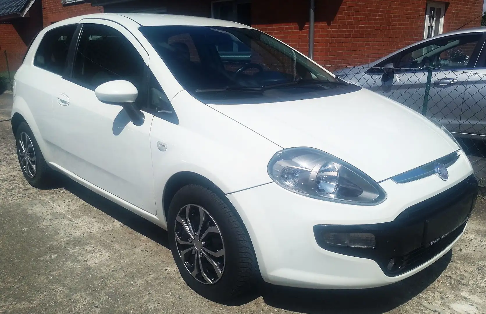 Fiat Punto 1.2 8V POP - 2