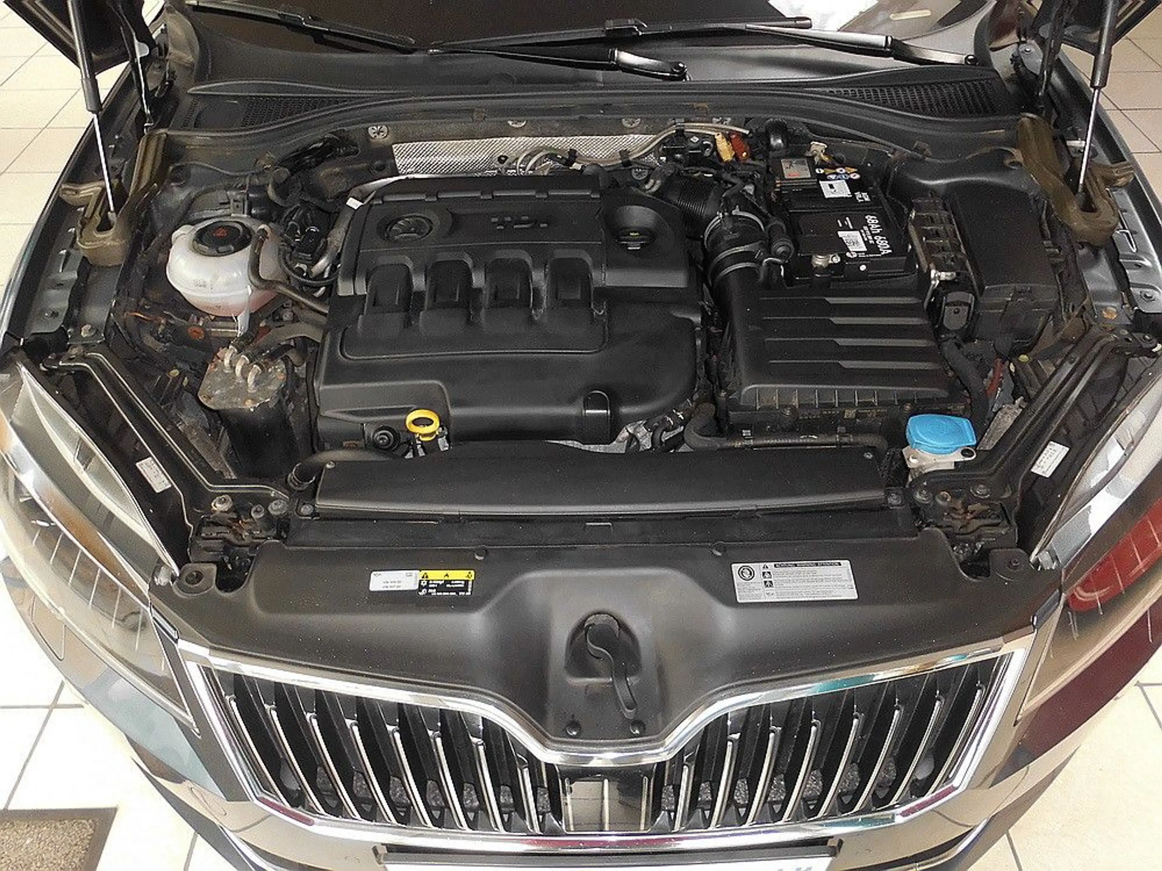 Skoda Superb Combi Style AHK/Panorama 1.Hand — photo 7