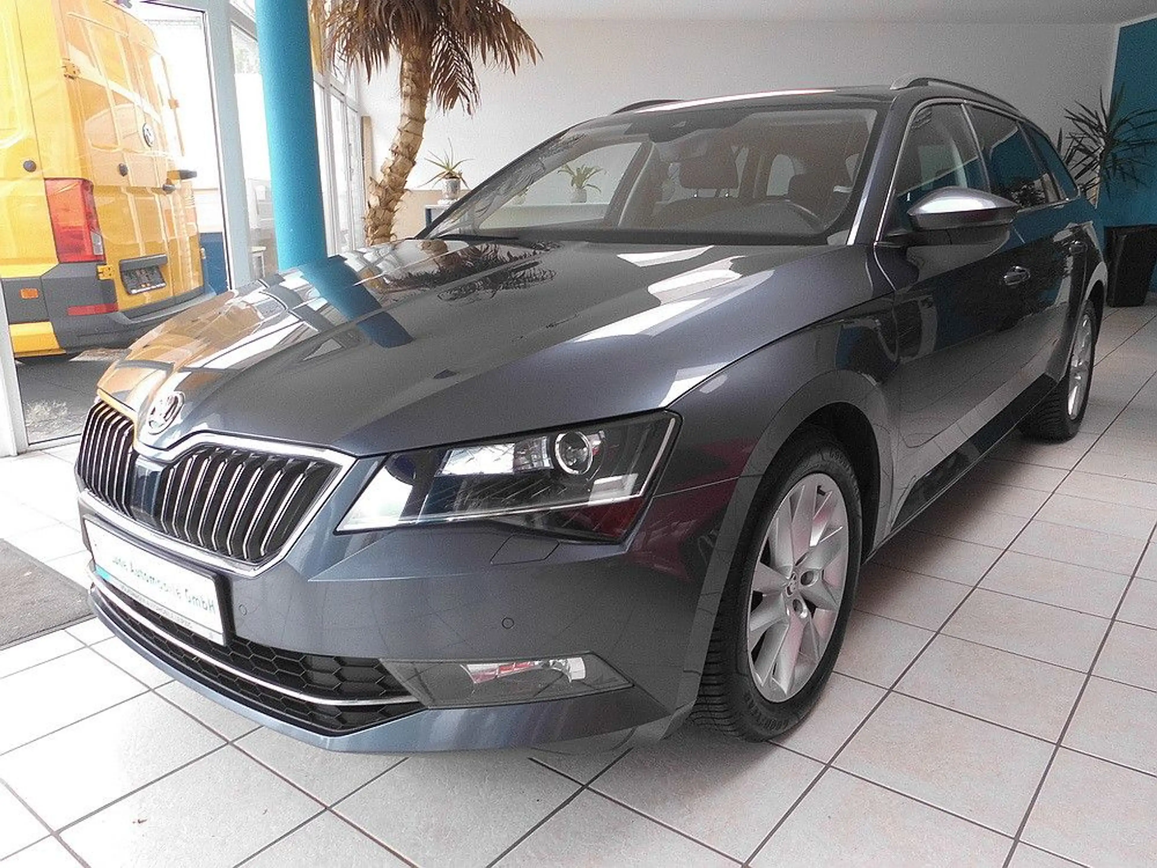 Skoda Superb Combi Style AHK/Panorama 1.Hand