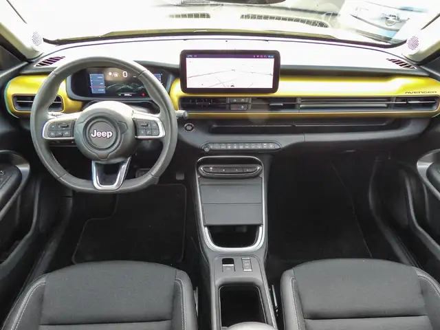 Jeep Avenger view 8