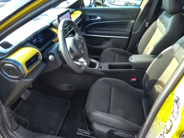 Jeep Avenger view 14