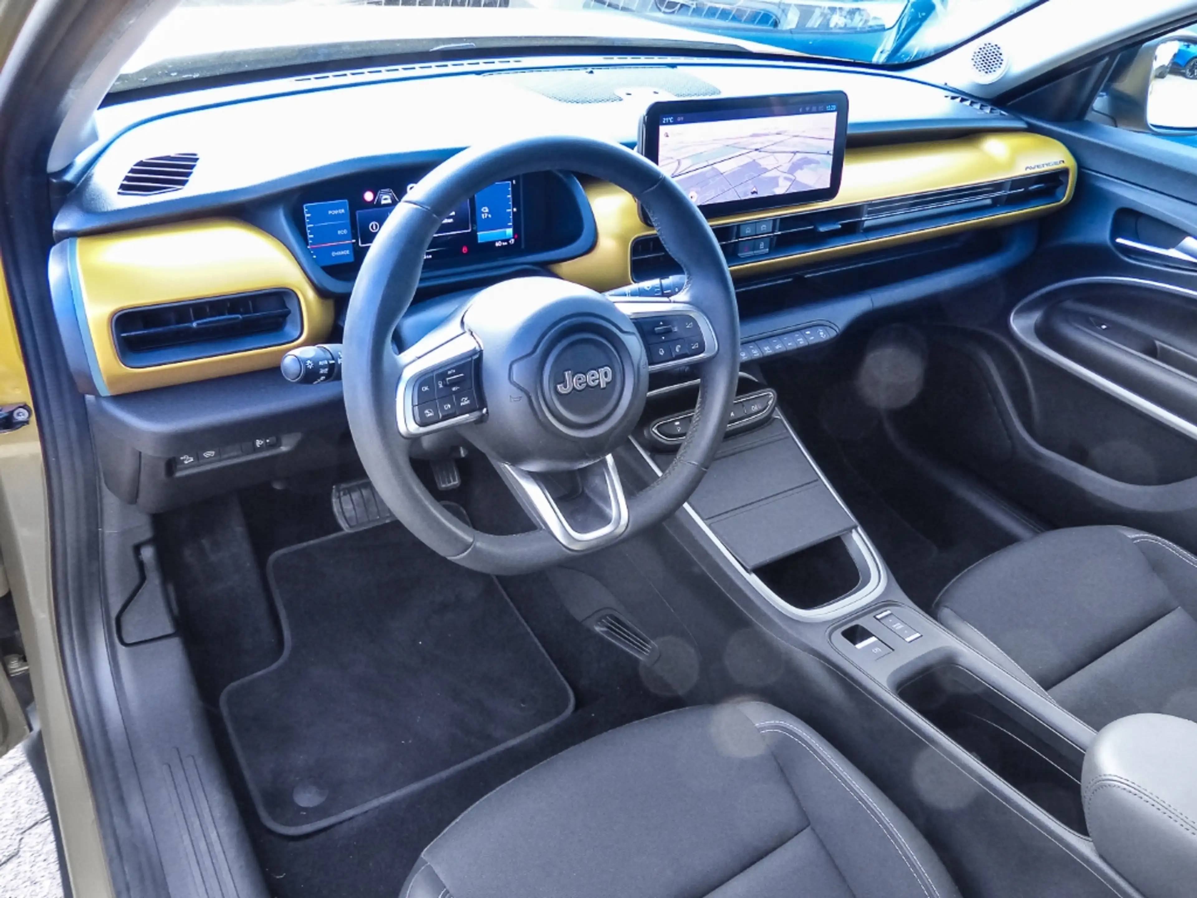Jeep Avenger Altitude Electric Digitales Cockpit LED ACC Apple — photo 7