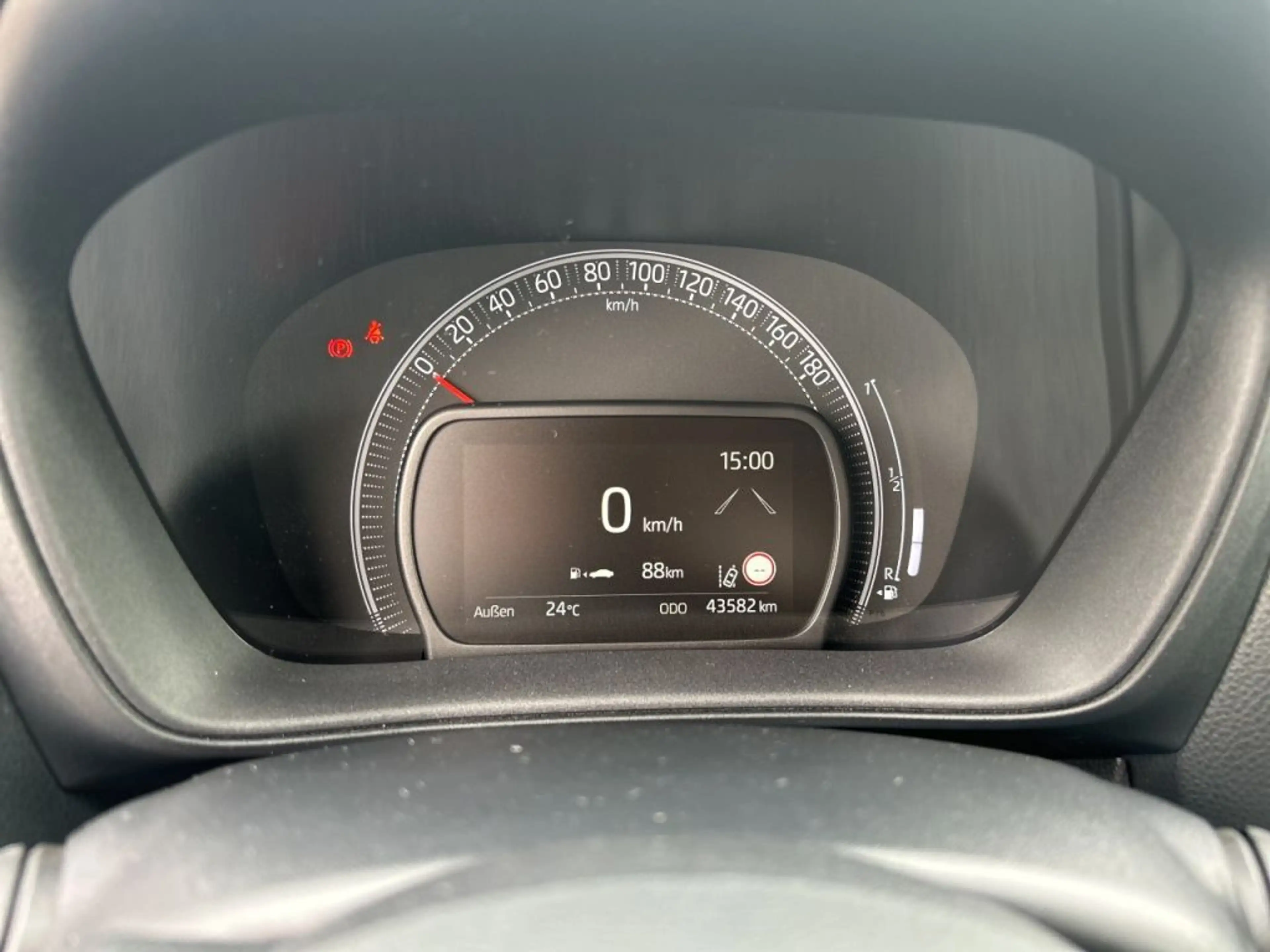 Toyota Aygo X Play — photo 13