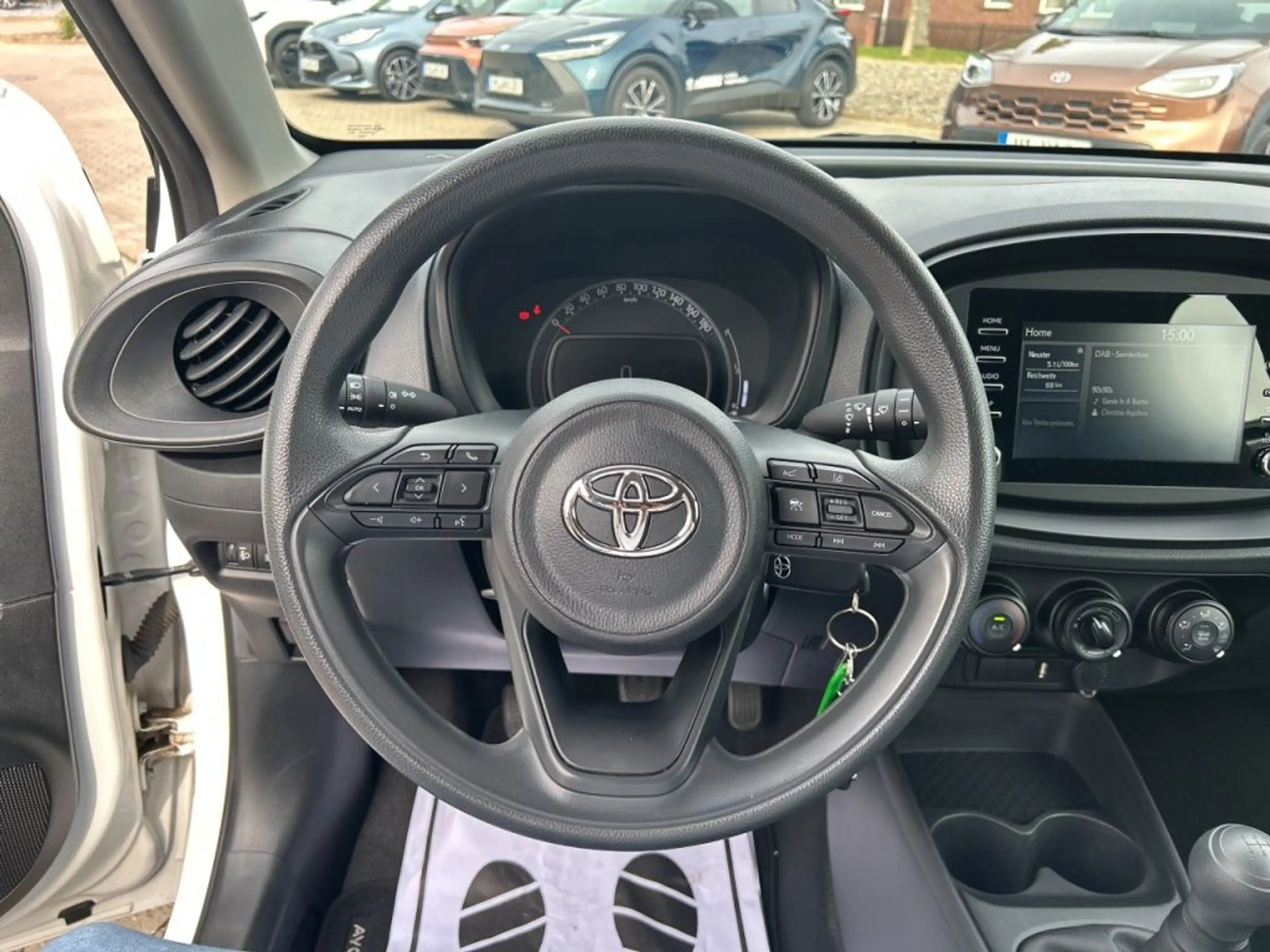 Toyota Aygo X Play — photo 12