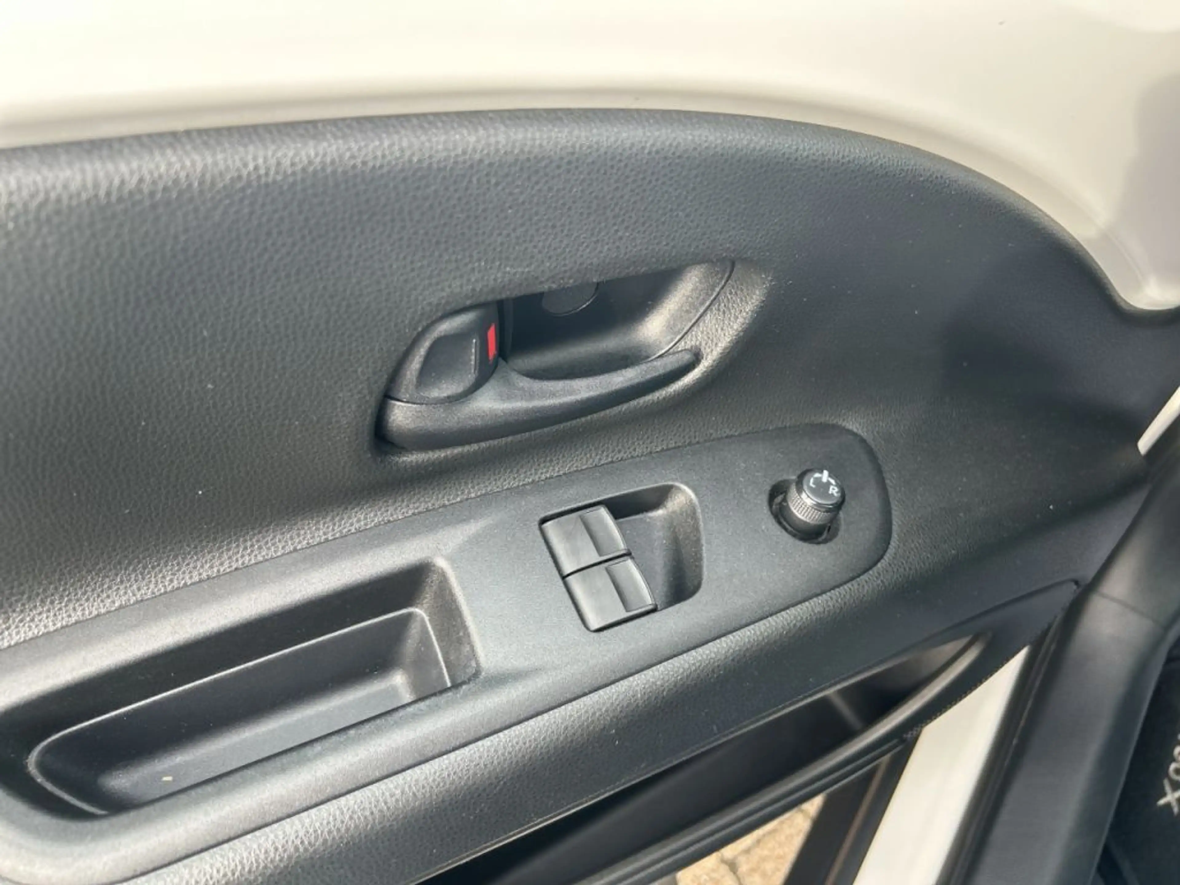 Toyota Aygo X Play — photo 19