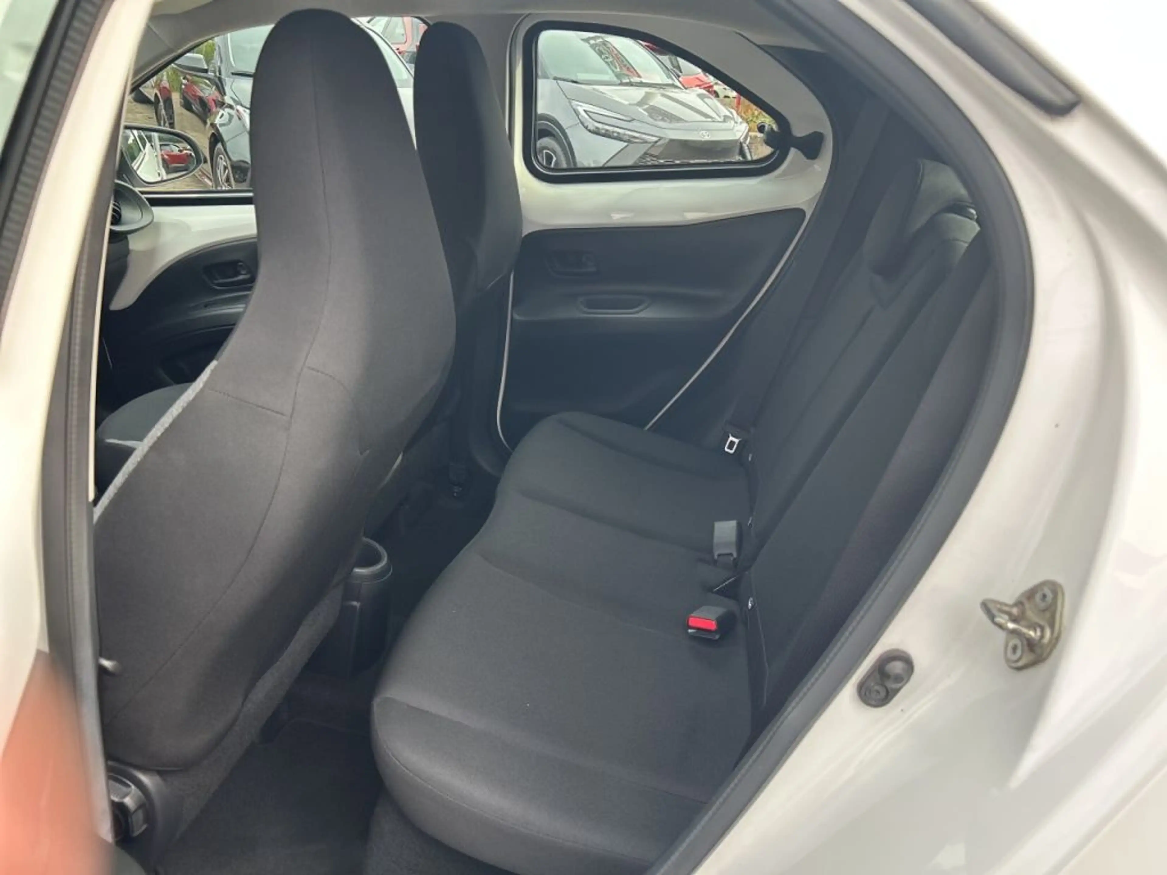 Toyota Aygo X Play — photo 10