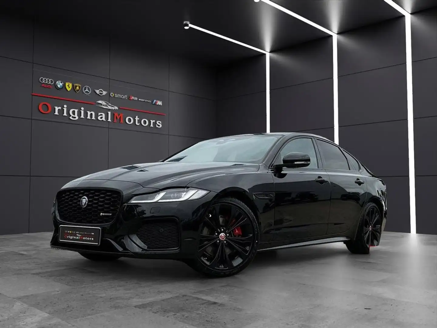 Jaguar XF 2.0 D204 R-Dynamic HSE awd auto/TETTO PANO/20"/FUL Negro - 1