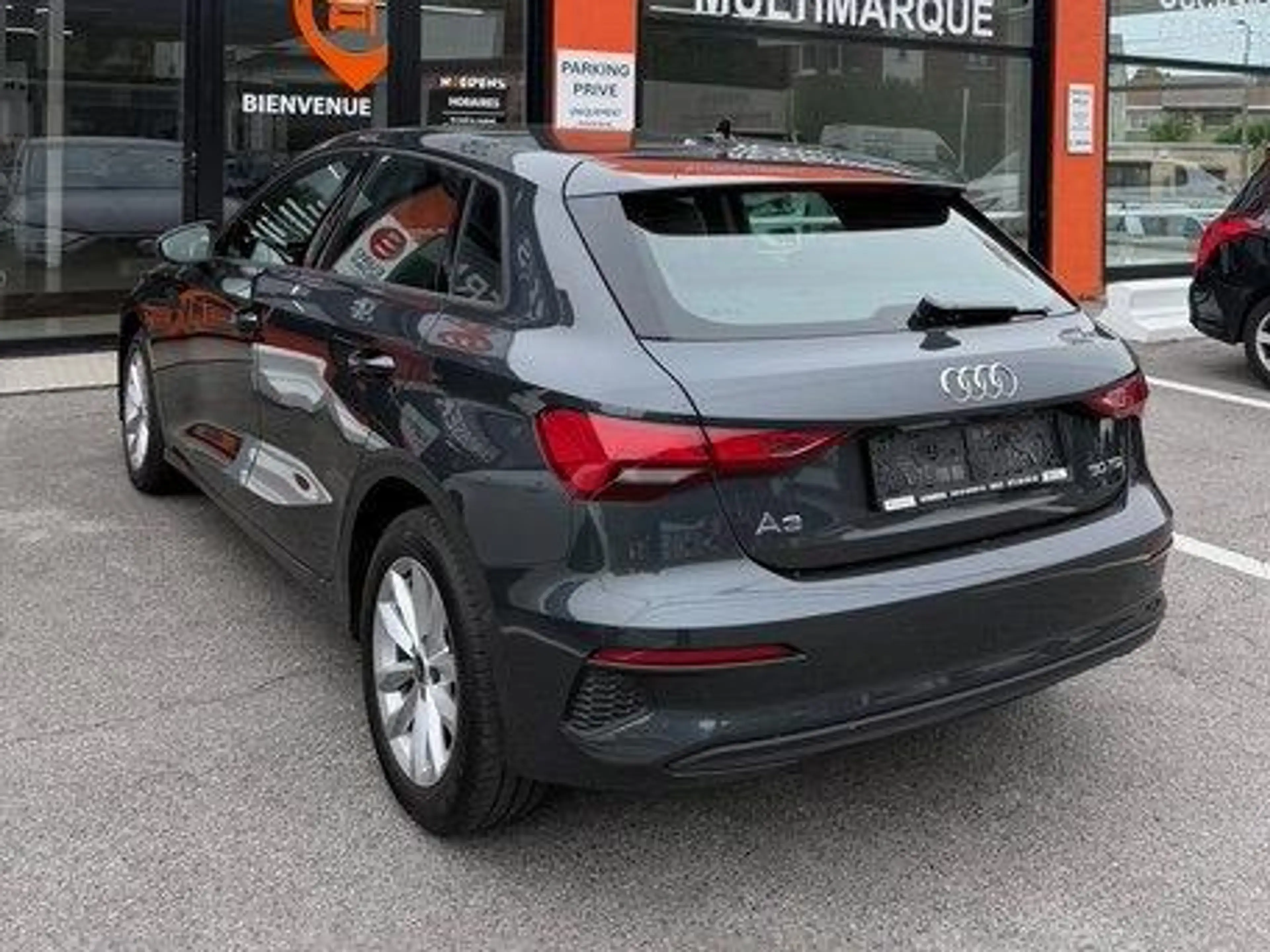 Audi A3 A3 Sportback 30 TDi — photo 4