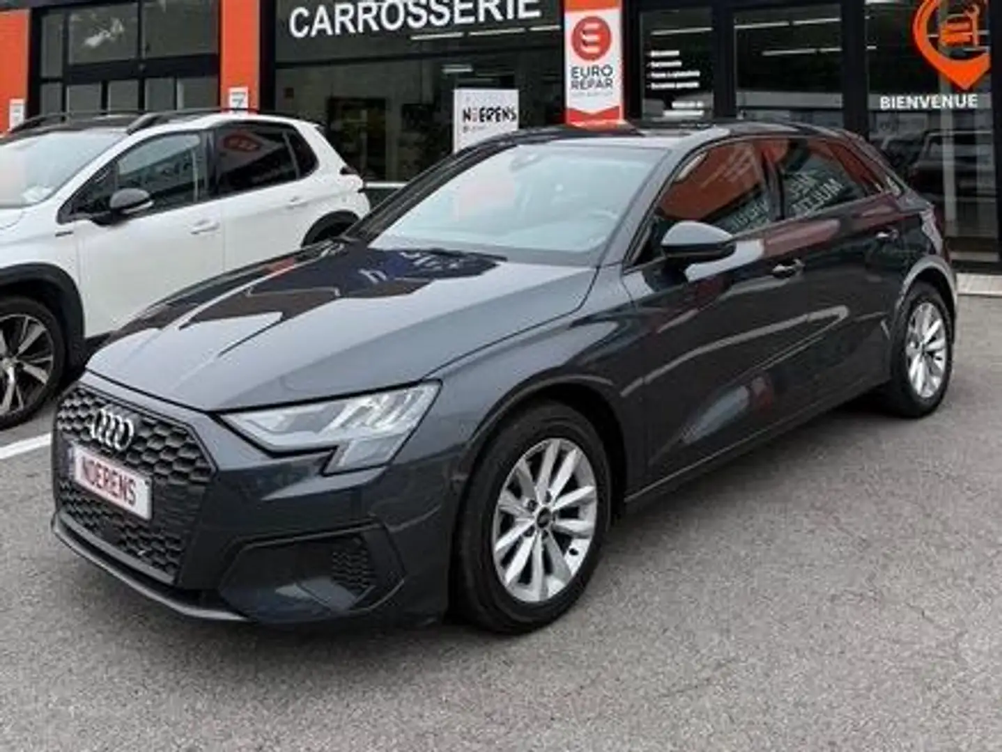 Audi A3 A3 Sportback 30 TDi Noir - 2