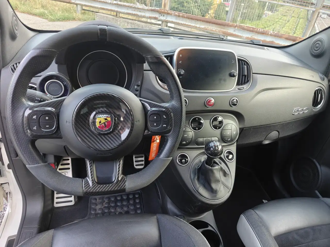 Abarth 595 2021 — фото 15