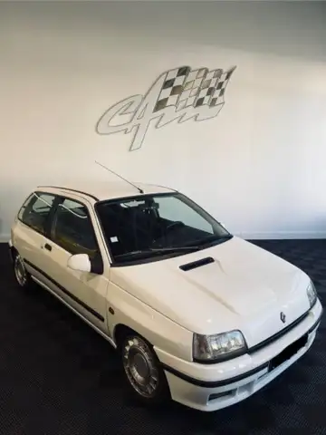 Renault Clio 1,8 16S