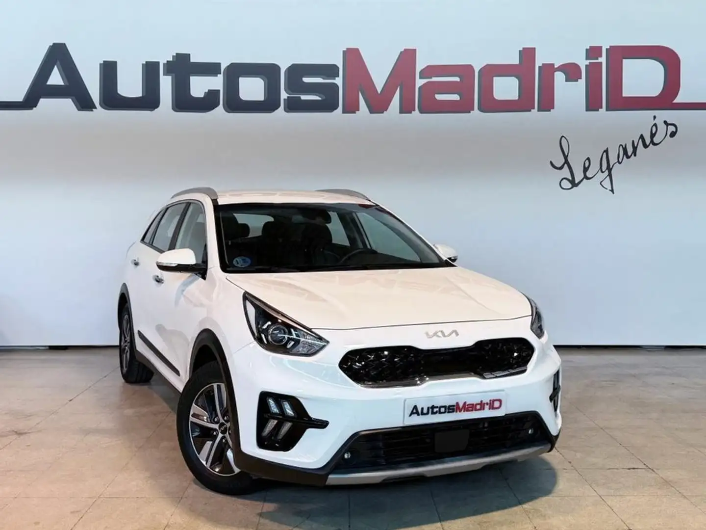 Kia Niro 1.6 GDi HEV 104kW (141CV) Drive Blanco - 1