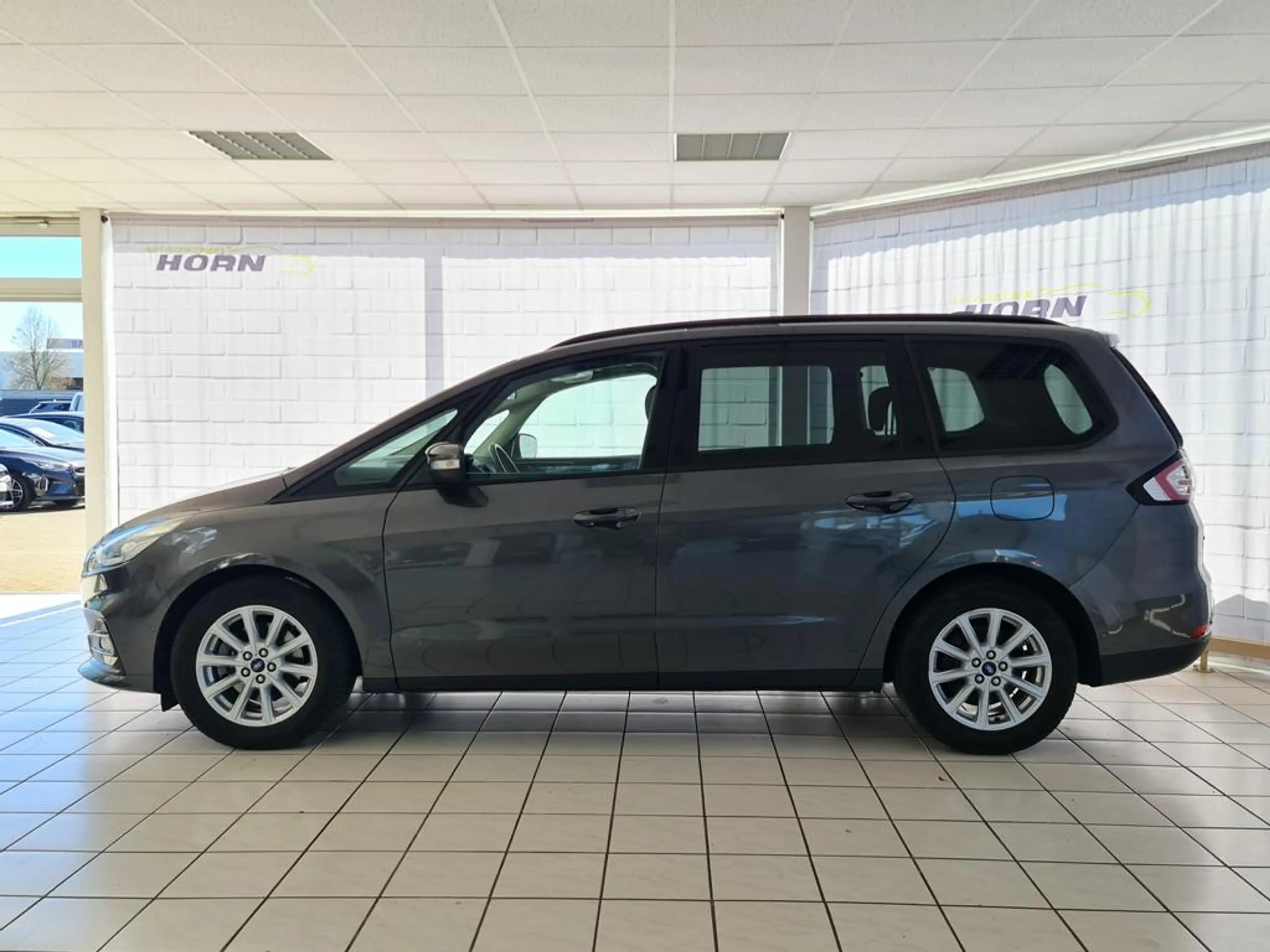 Ford Galaxy Hybrid, 1.Hand, Navi, Kamera, App, unfallfrei, LMF — photo 4