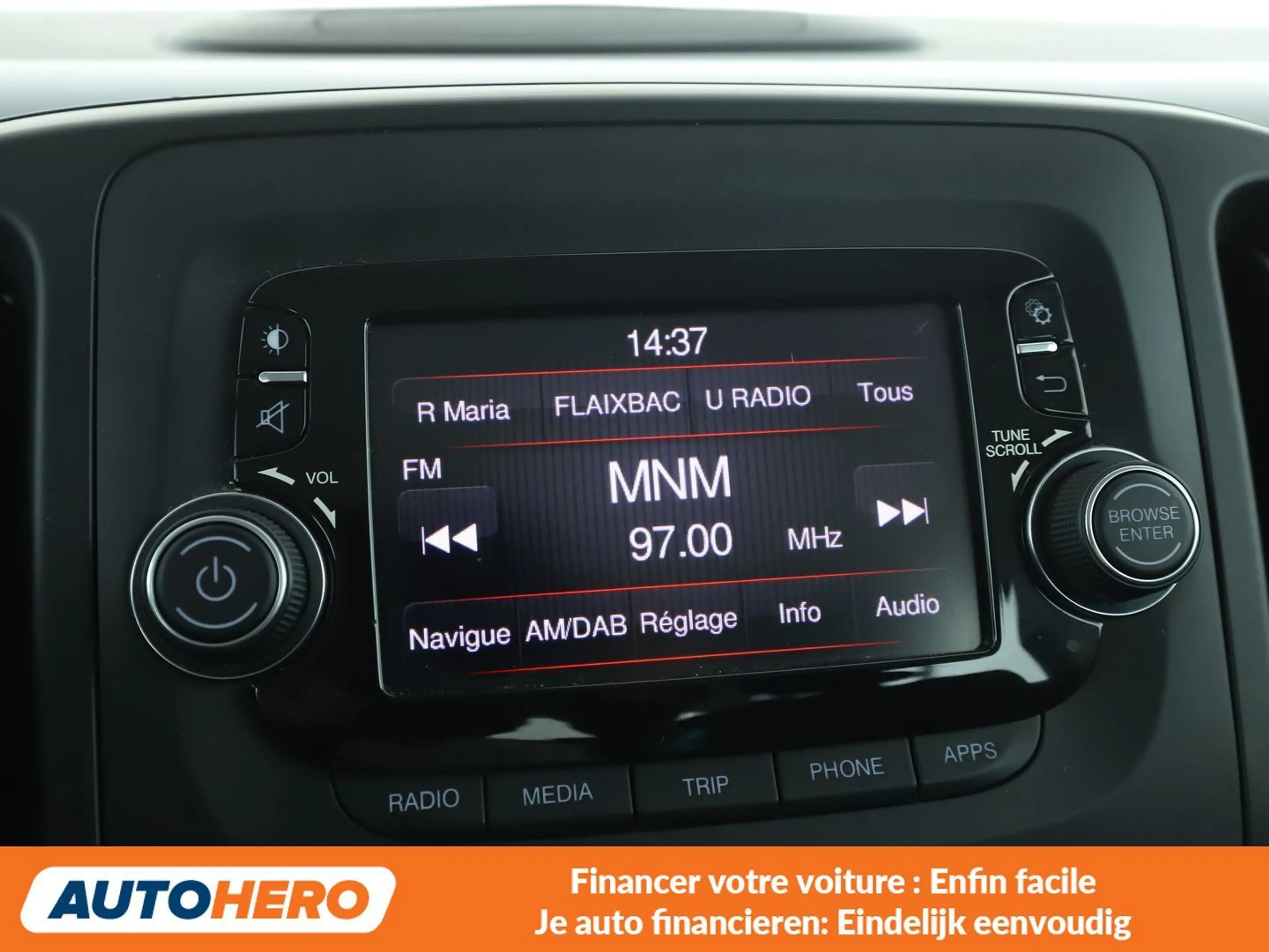 Fiat 500L 1.4 Basic — photo 7