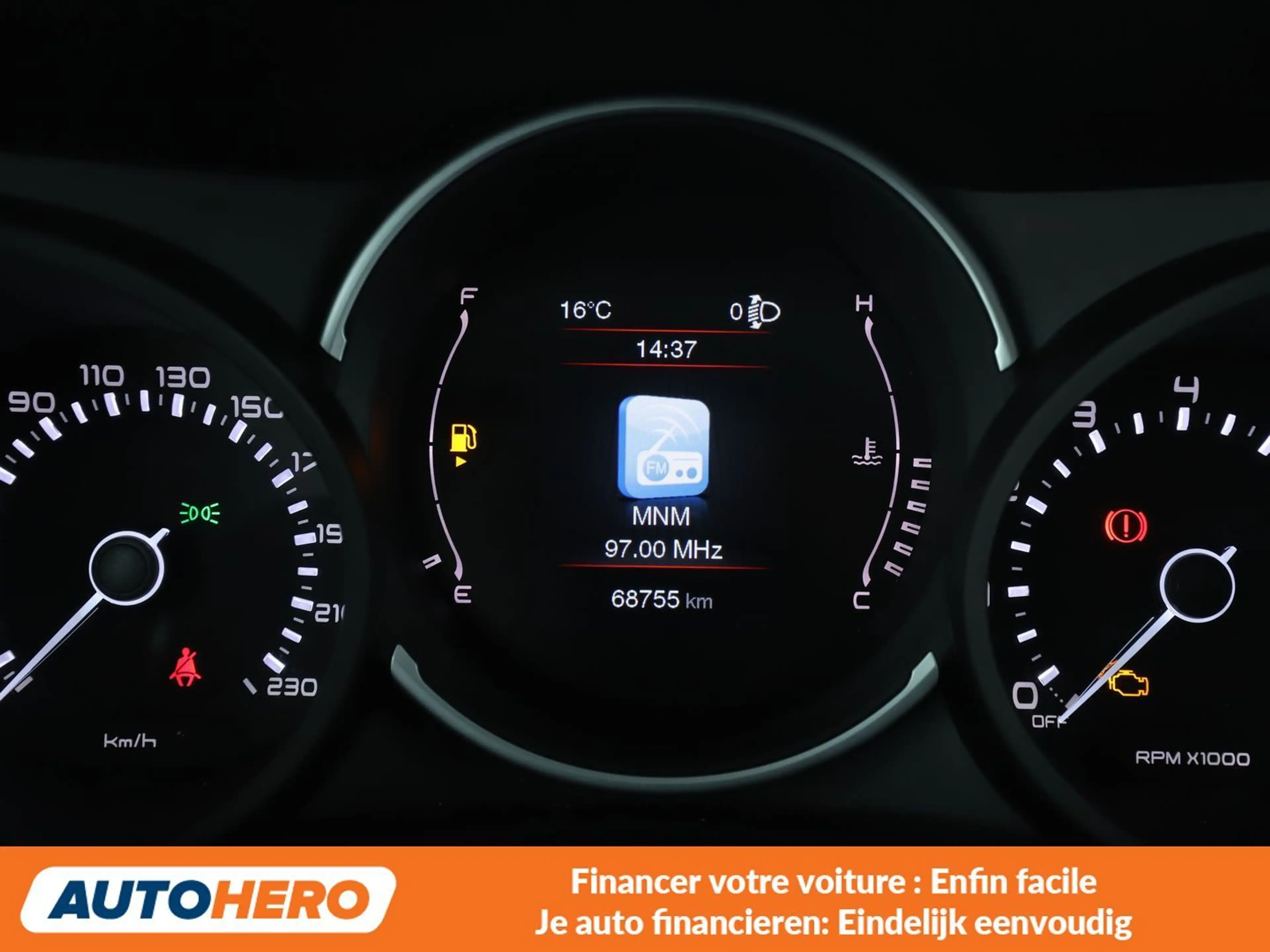 Fiat 500L 1.4 Basic — photo 6