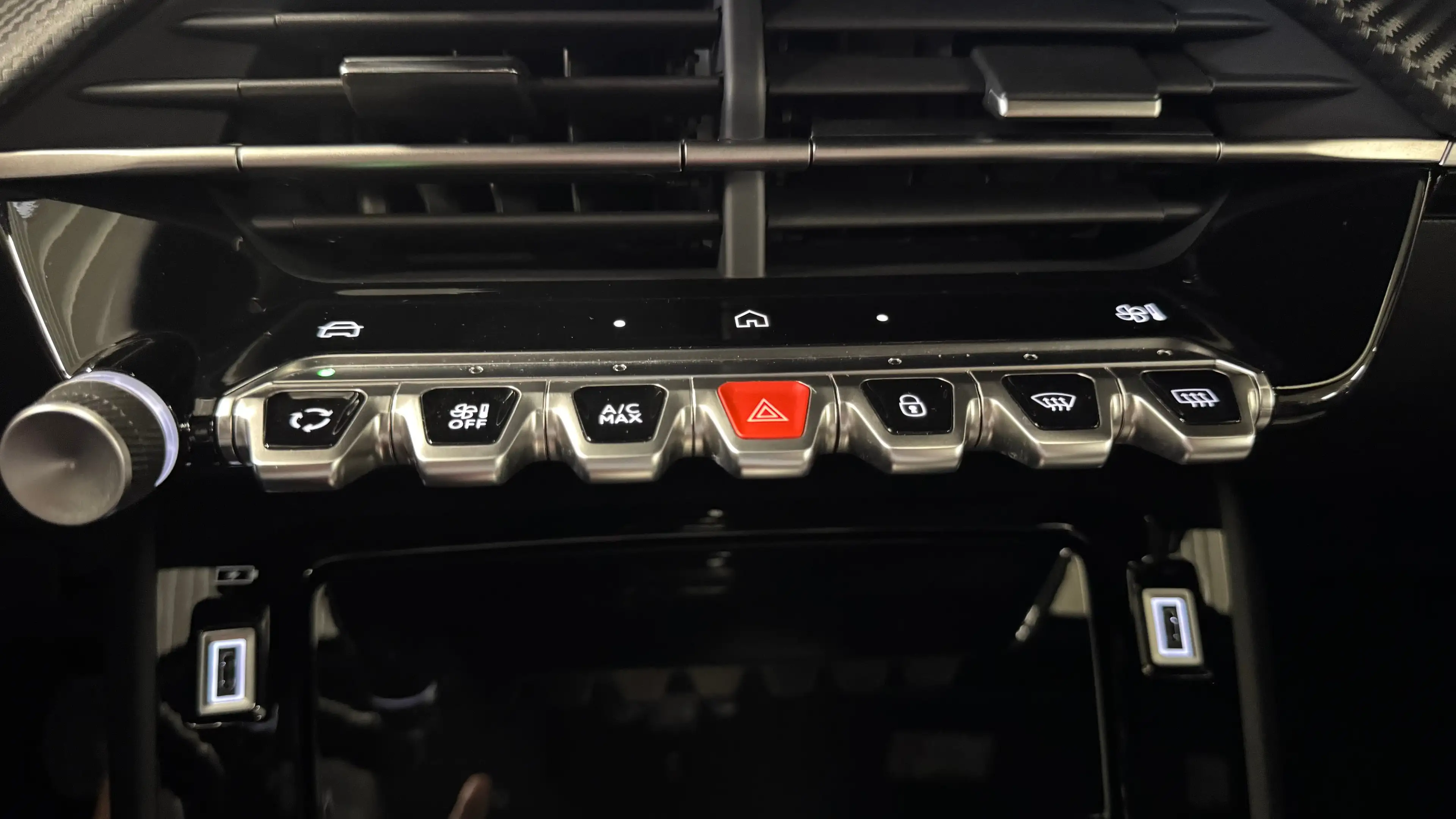 Peugeot 2008 1.2 HYBRID 145PK ALLURE AUTOMAAT / TOT 8 JAAR GARA — photo 34