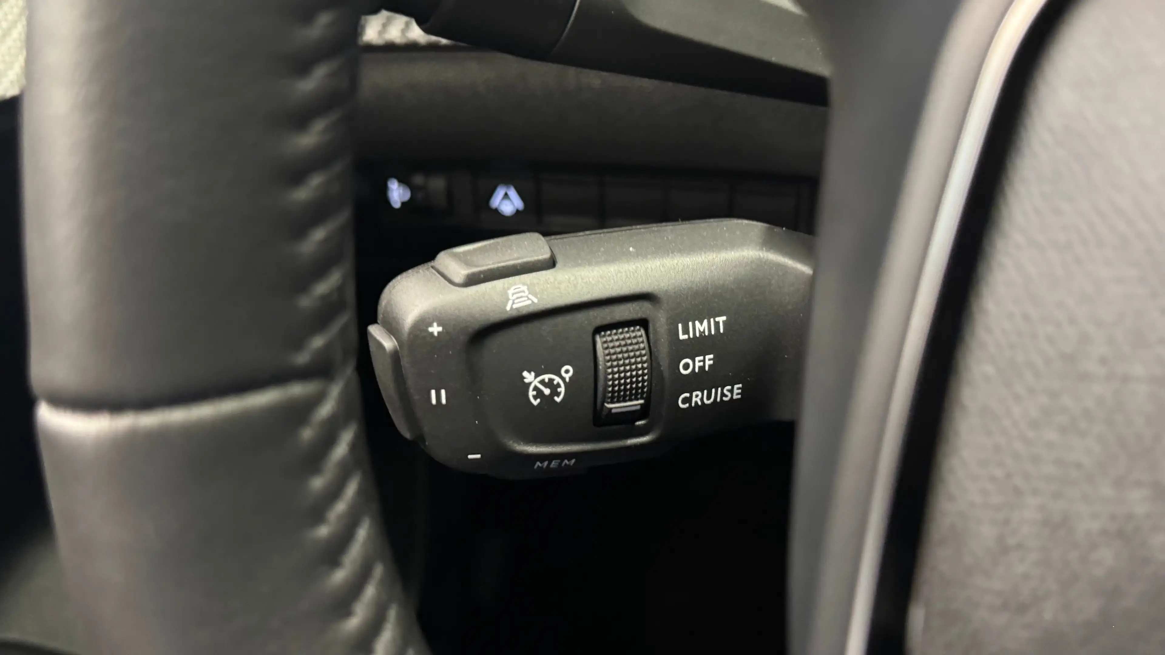 Peugeot 2008 1.2 HYBRID 145PK ALLURE AUTOMAAT / TOT 8 JAAR GARA — photo 20