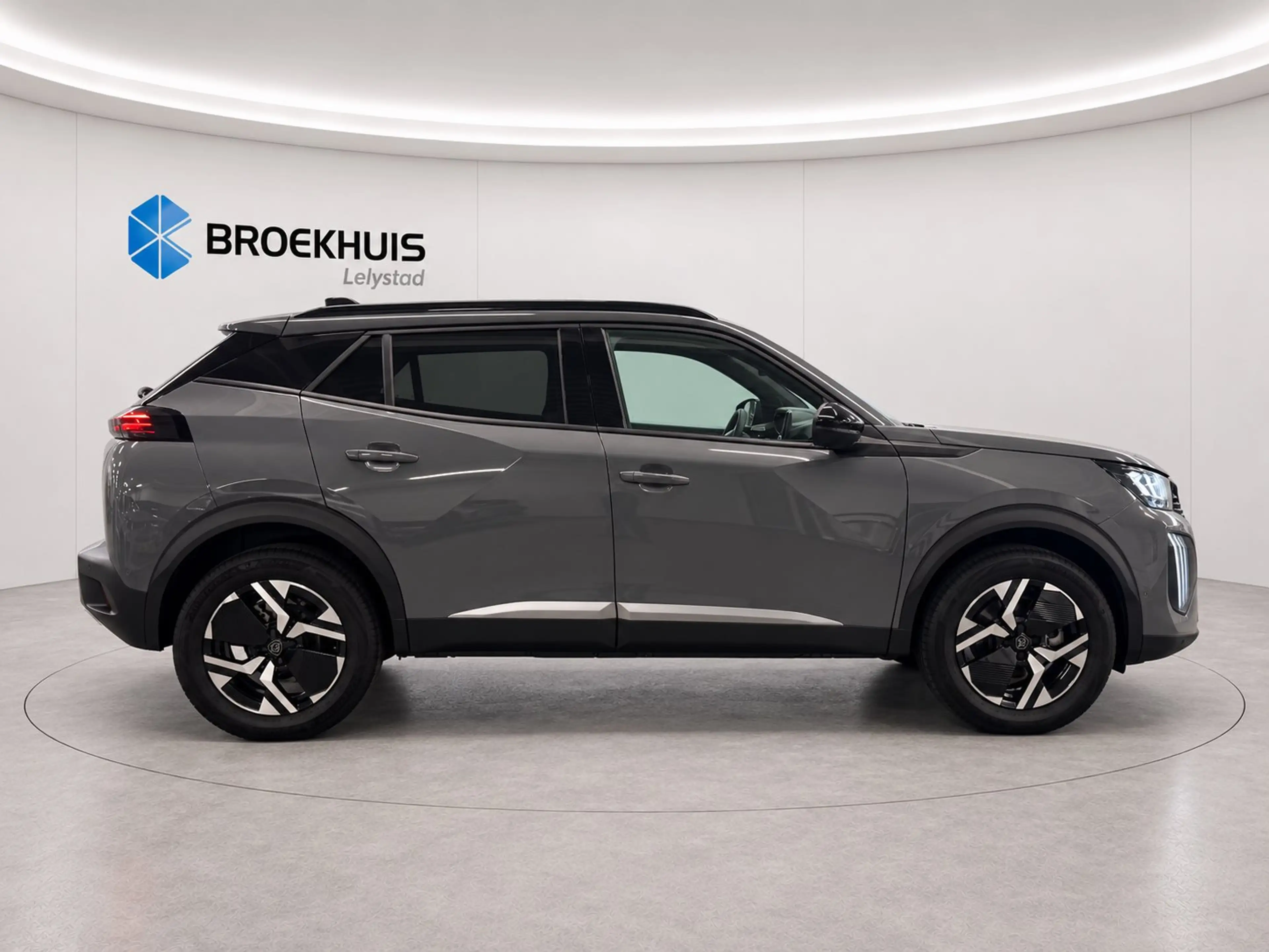 Peugeot 2008 1.2 HYBRID 145PK ALLURE AUTOMAAT / TOT 8 JAAR GARA — photo 3