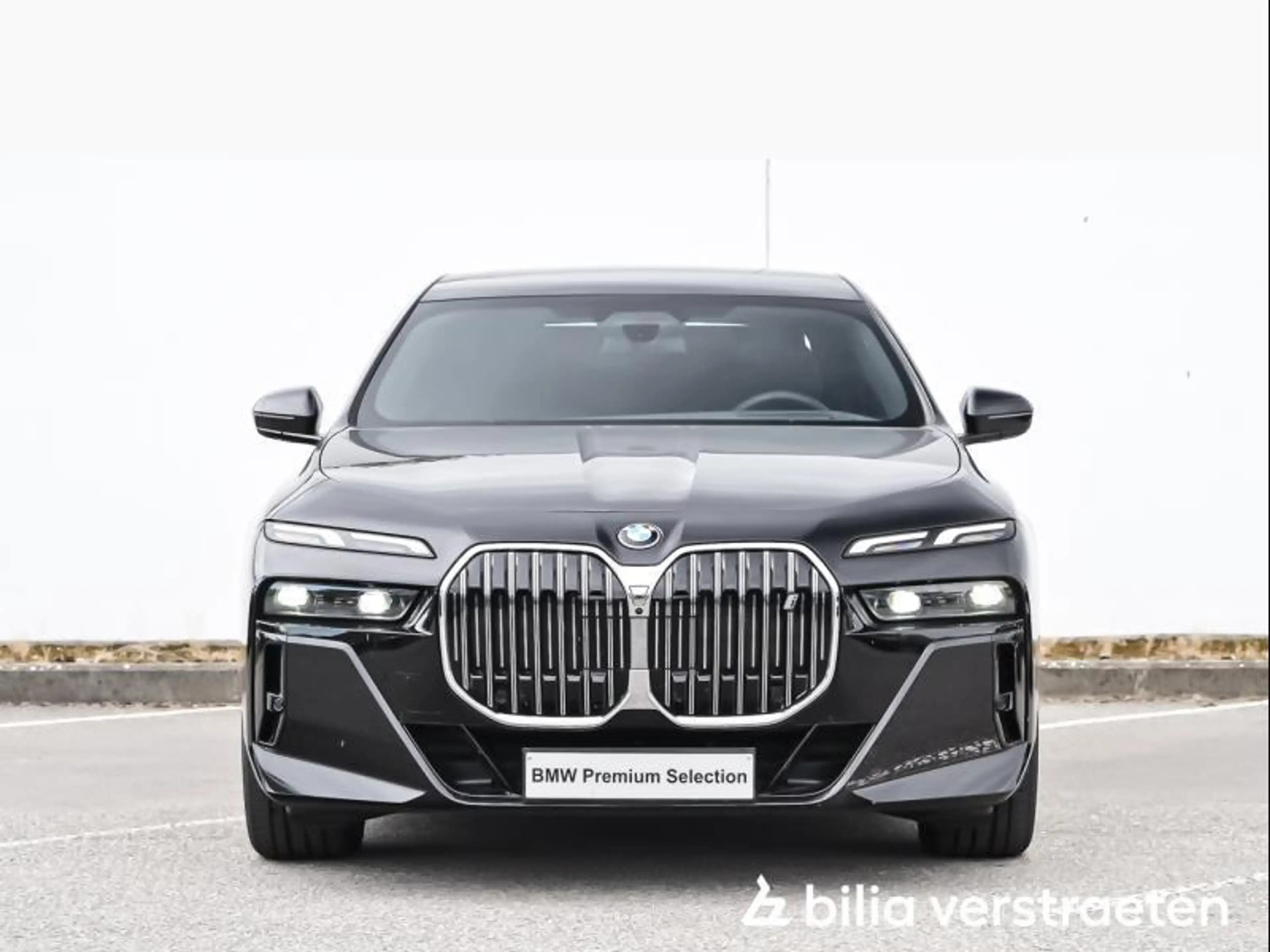 BMW i7 eDrive50 M-SPort - PANO - DASP - PASP - MASSAGE — photo 2