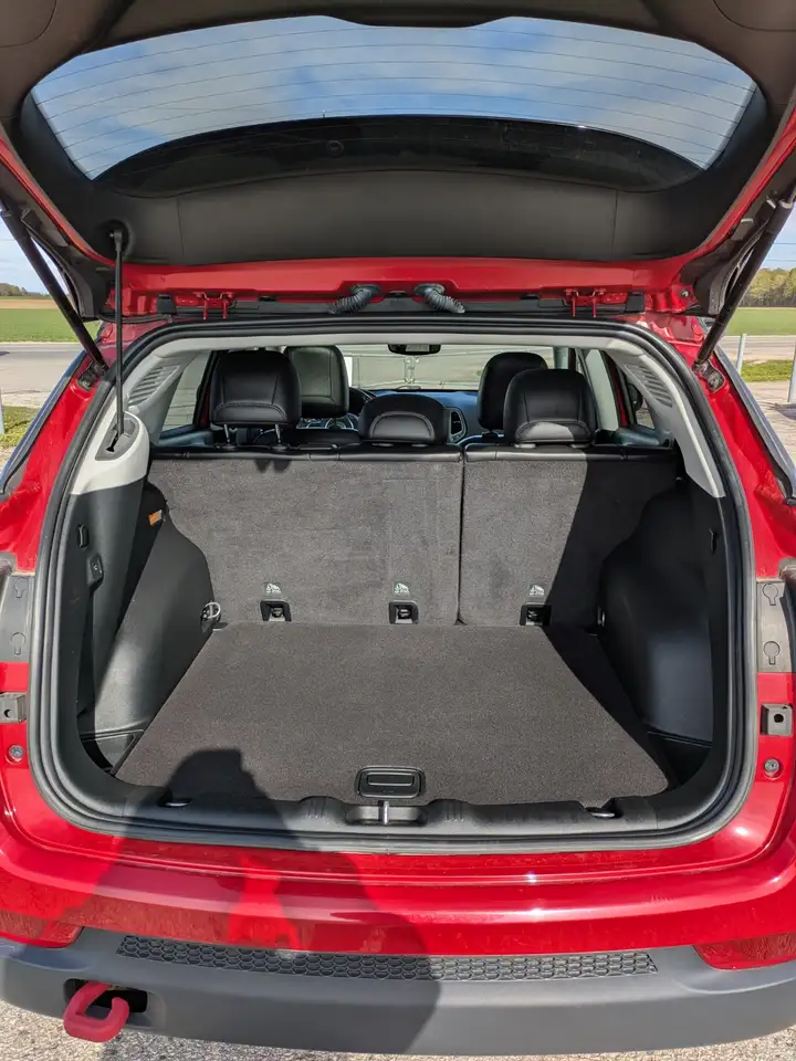 Jeep Compass photo Jeep Compass