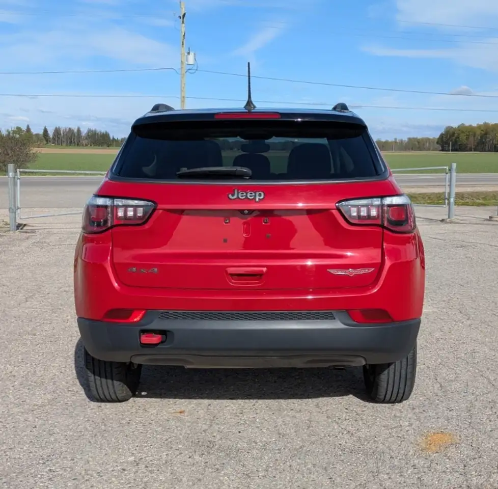 Jeep Compass photo Jeep Compass