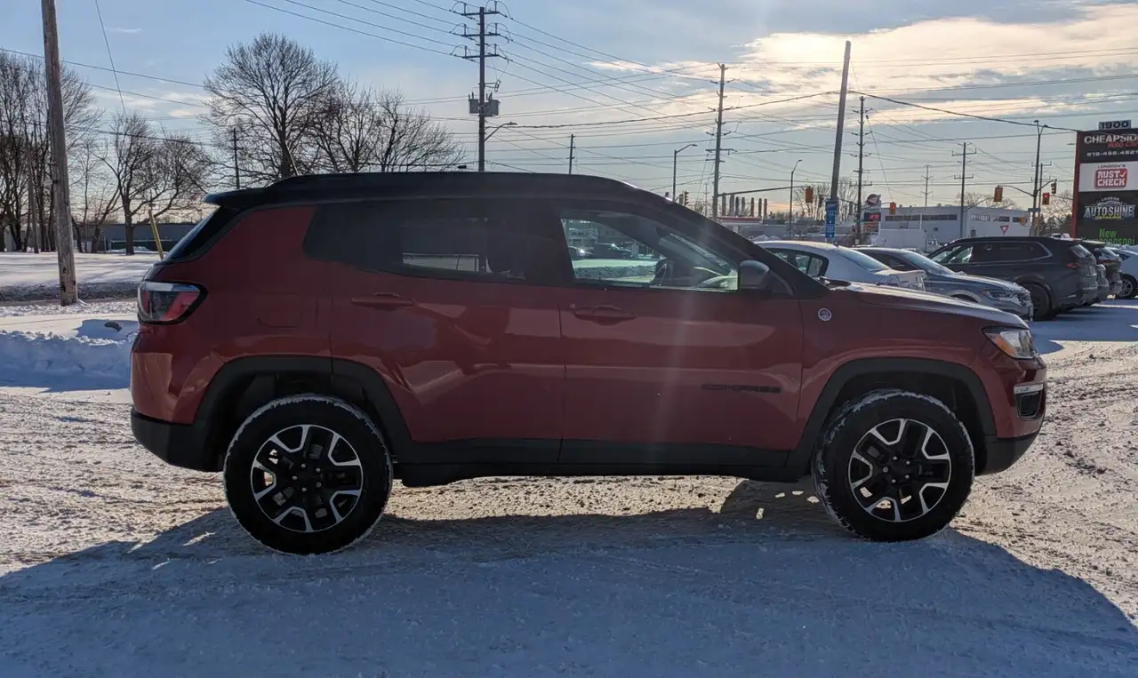 Jeep Compass photo Jeep Compass