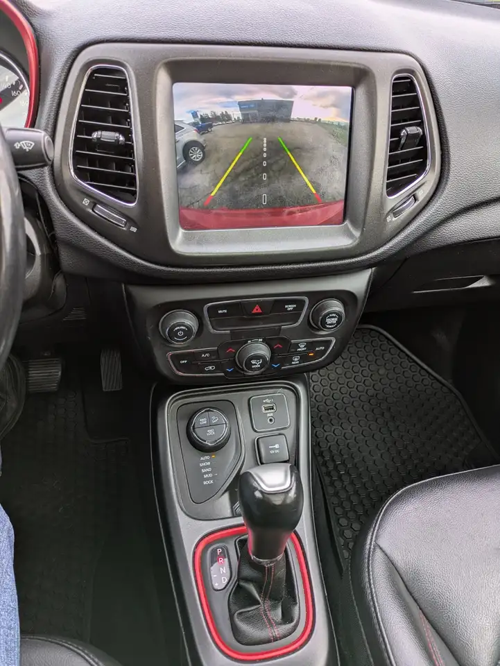Jeep Compass photo Jeep Compass