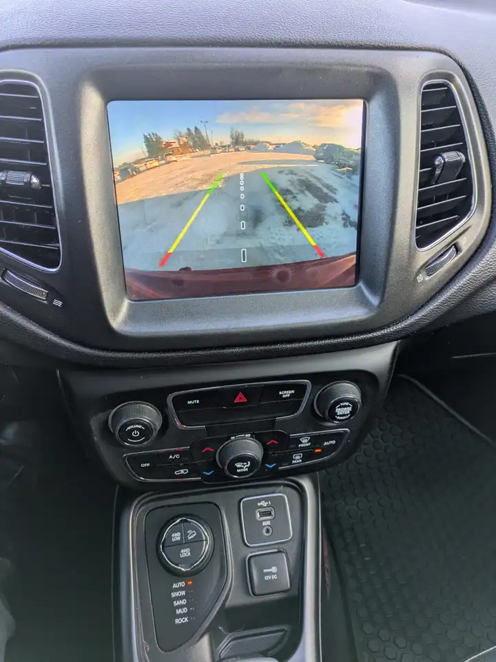 Jeep Compass photo Jeep Compass