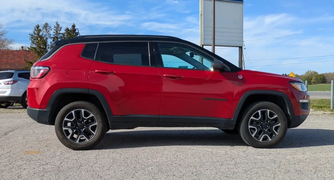 Jeep Compass photo Jeep Compass