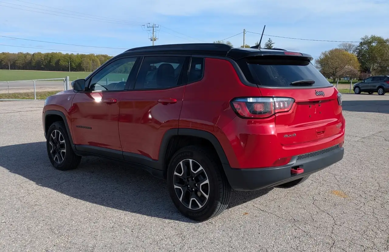 Jeep Compass photo Jeep Compass