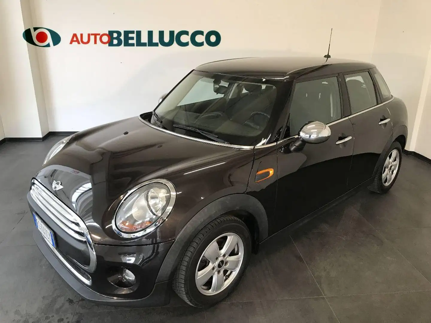 MINI One D 1.2 One 5 porte Marrone - 1