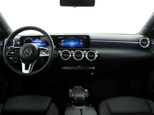 Mercedes-Benz A-Class view 9