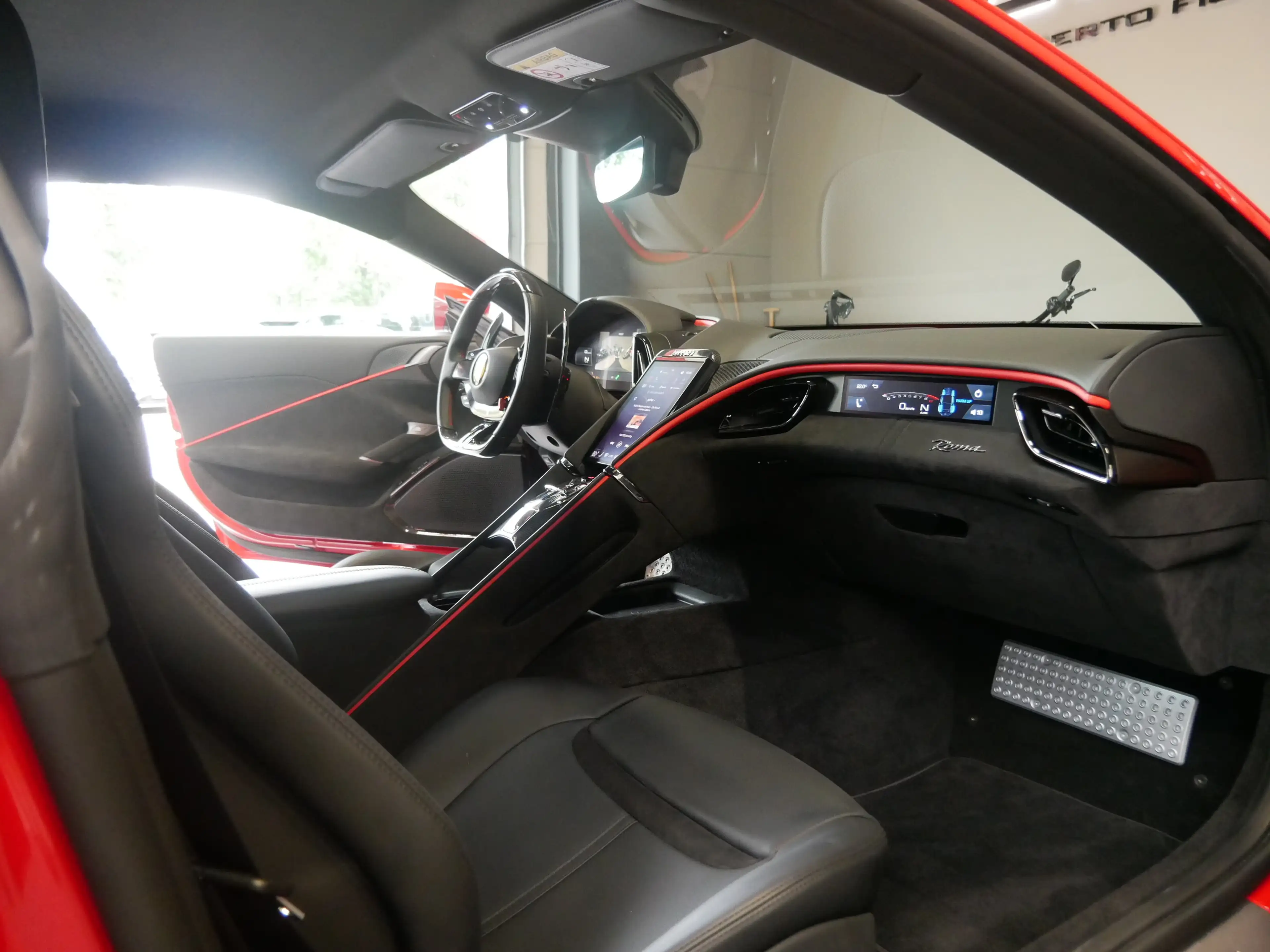 Ferrari Roma ADAS Karbon Apple 20Diamond Voll — photo 15