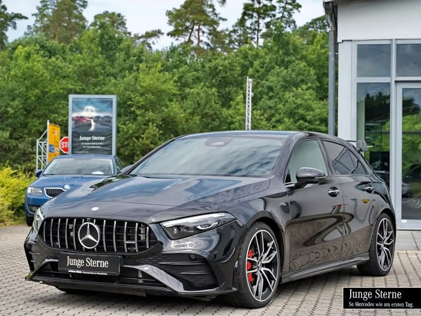 Mercedes-Benz A 35 AMG A 35 4M+AMG PERFORMANCE-SITZ+AERODYNAMIK+NIGHT+B Noir - 2