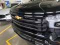 Chevrolet Silverado Schwarz - thumbnail 2