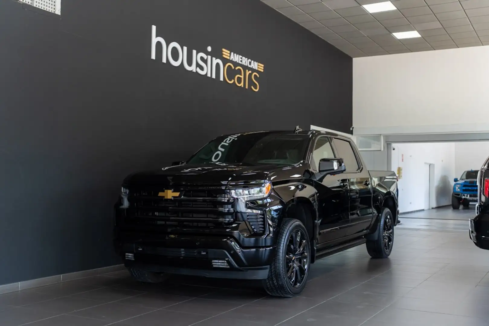 Chevrolet Silverado Schwarz - 1
