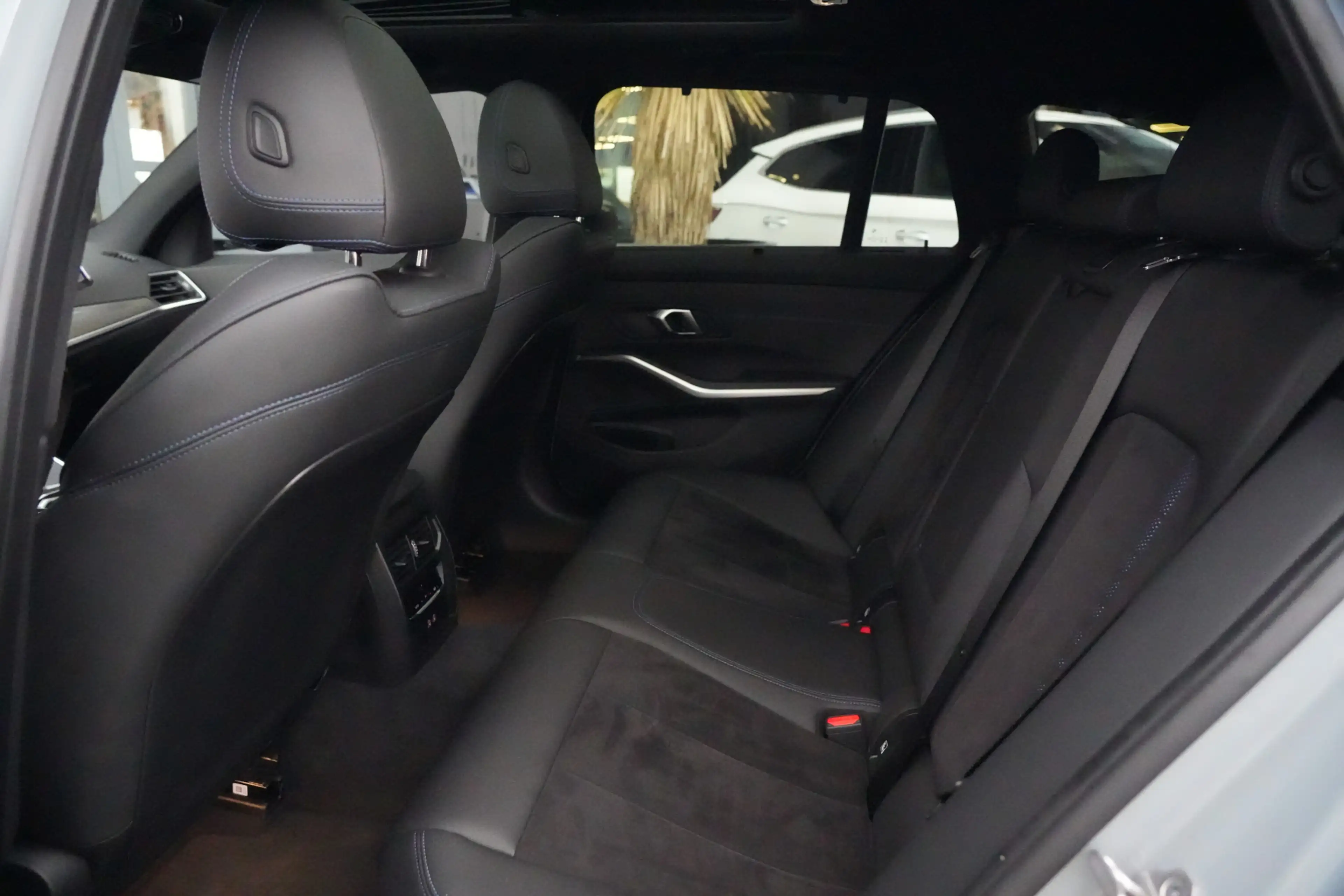 BMW 320 3-serie Touring 320e | 204 PK | M Sportpakket | Pa — photo 26