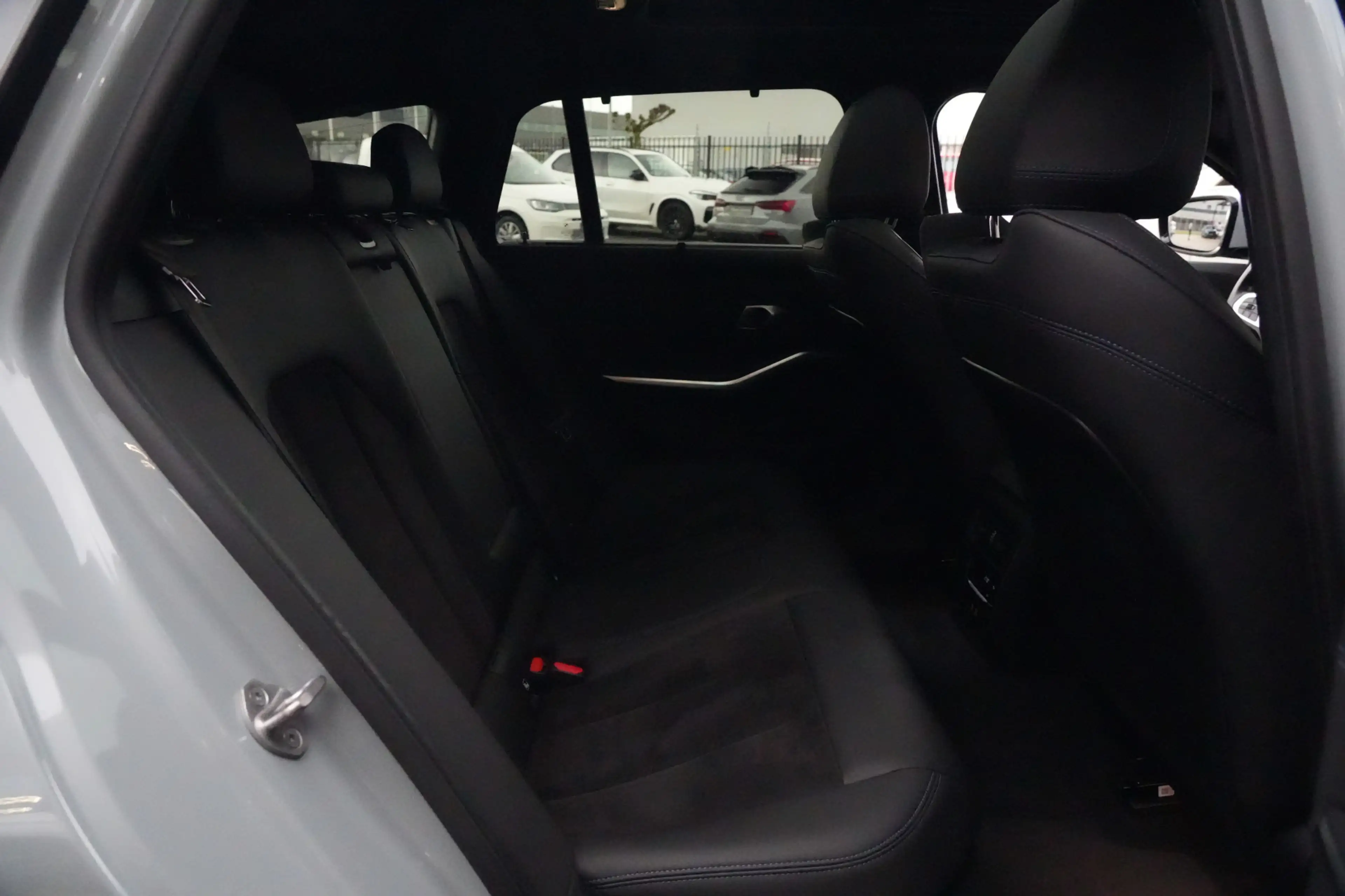 BMW 320 3-serie Touring 320e | 204 PK | M Sportpakket | Pa — photo 25